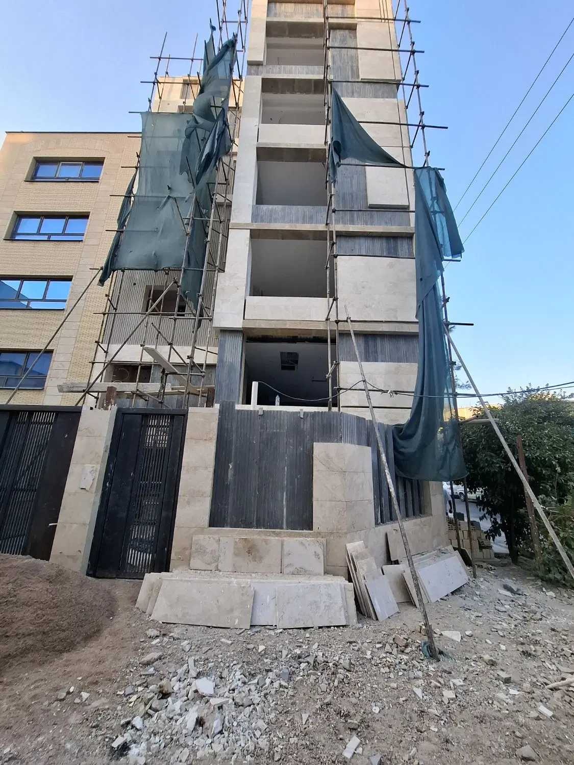 فروش آپارتمان 3 خوابه