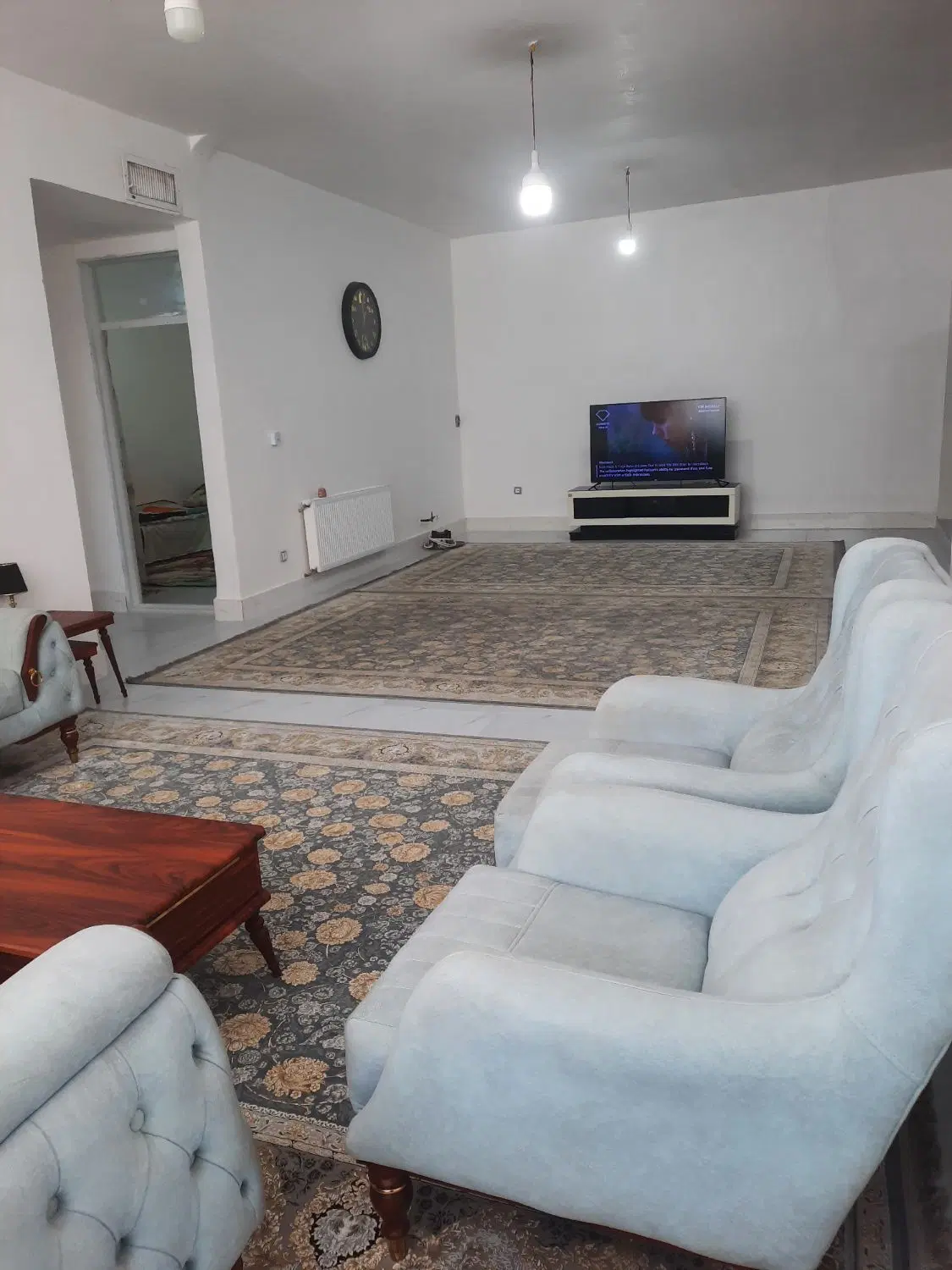 آپارتمان تک واحدی