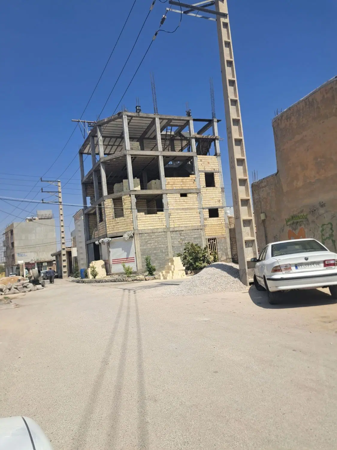 فروش ۴ سقف( سفت کاری)عبدالمجید