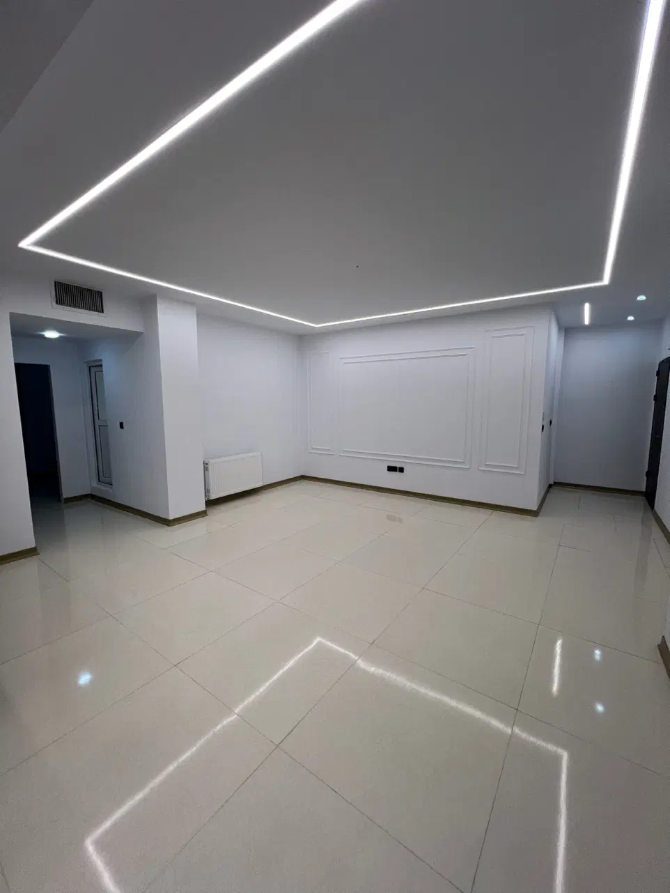 ۷۰متر ۴غربی شاهین ویلا پارکینگ اختصاصی