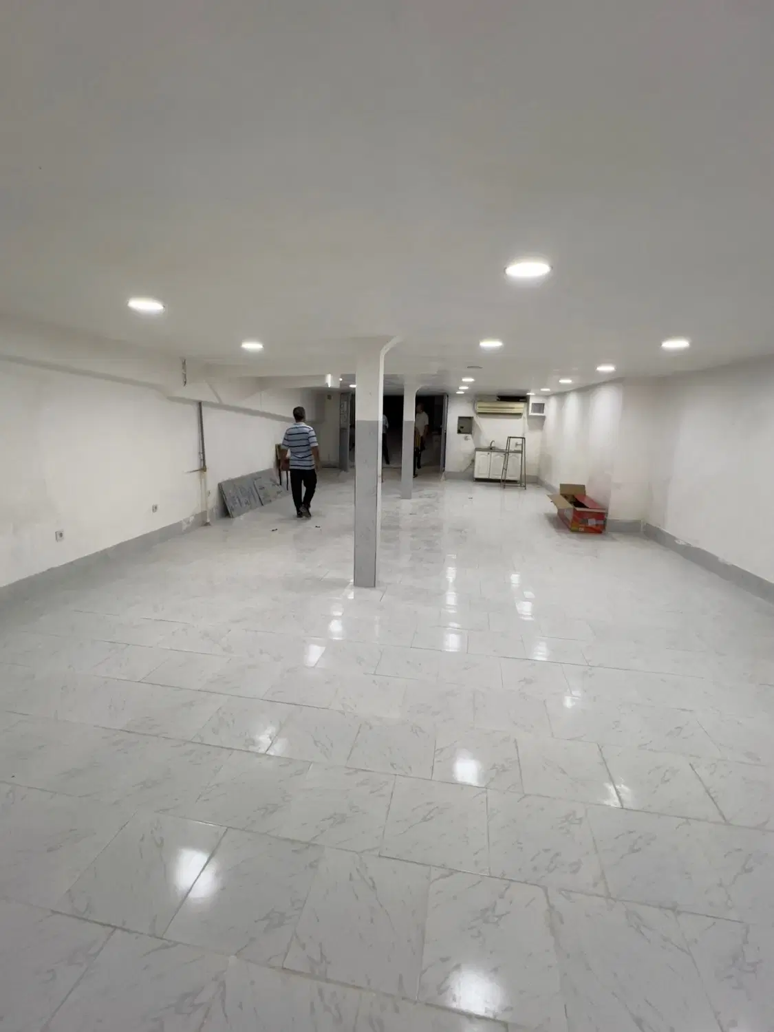 خانه ۶۵ متری به همراه ۳ تا پارکینگ