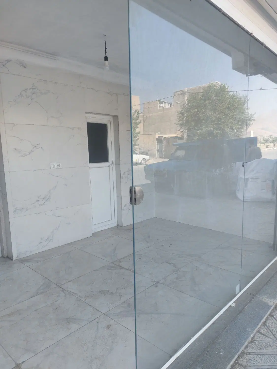 مغازه بهر خیابان