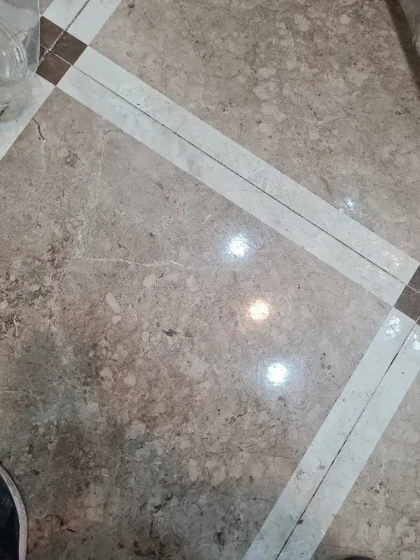 دوقطعه تجاری مسکونی با متراژ کلی 1300متر