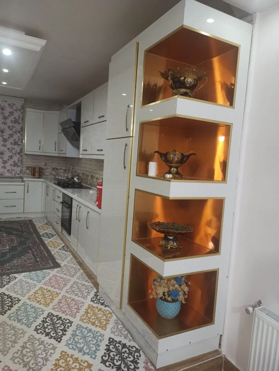 یک طبقه روی پیلوت ۱۶۰مترمرواریدهای شرقی
