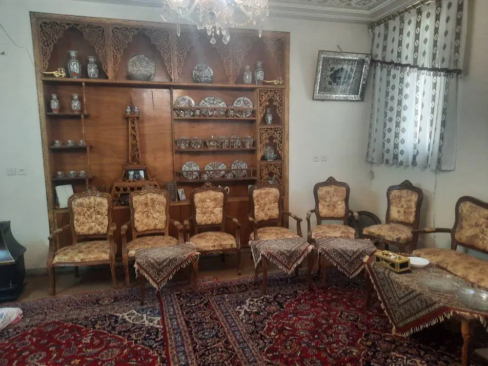 ویلایی قابل سکونت خیابان میرداماد سند تک برگ