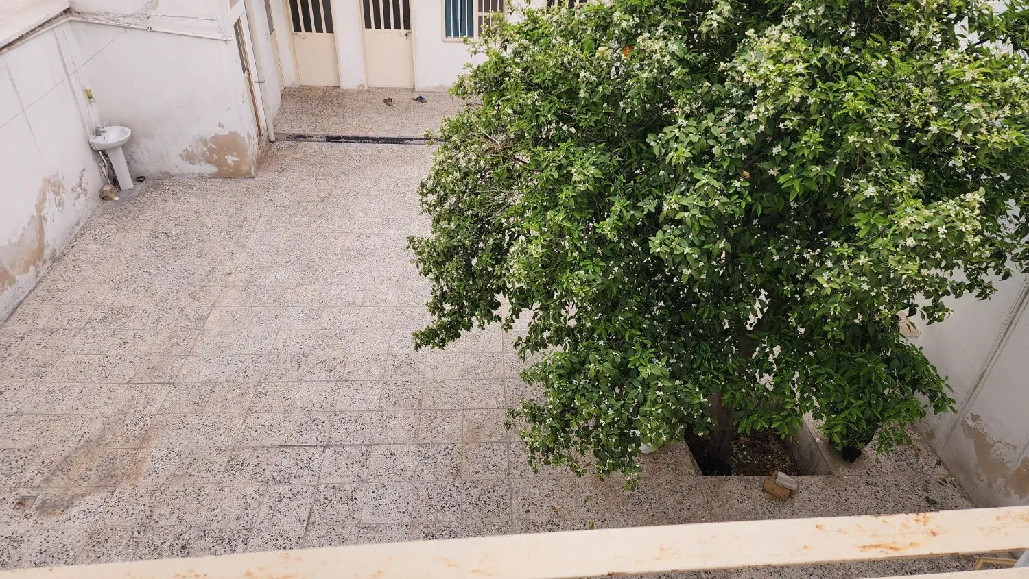اجاره ملک ۸ اتاقه مناسب خانه مسافر در سنگ سیاه