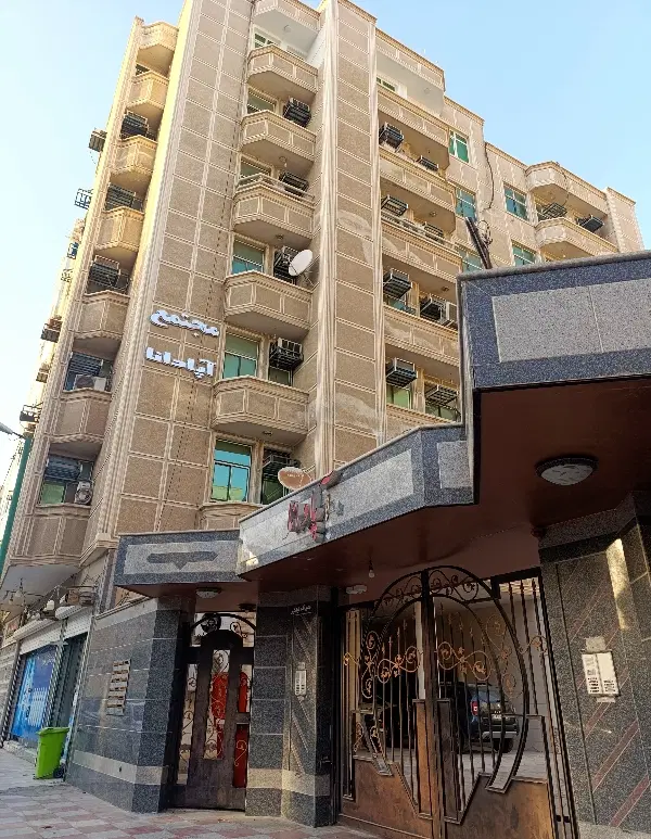 آپارتمان ، محله اوزیا ، چند قدمی دریا