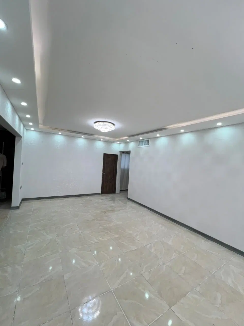 فروش سه خواب ویلایی۱۵۶ متری روبه روی پارمیدا