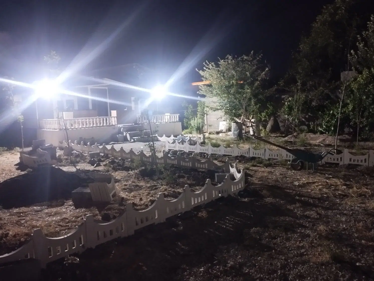 کرمانشاه باغ ۵۵۰متر جاده سنندج  گلستان ۴