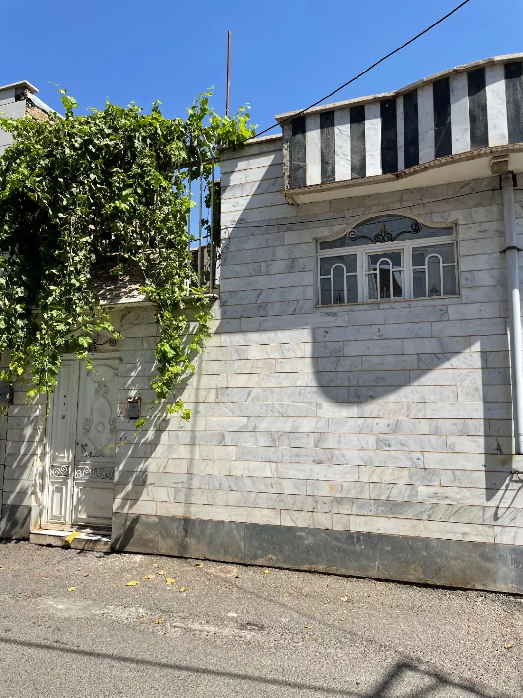 خانه دربستی ۱۰۰متر فروشی