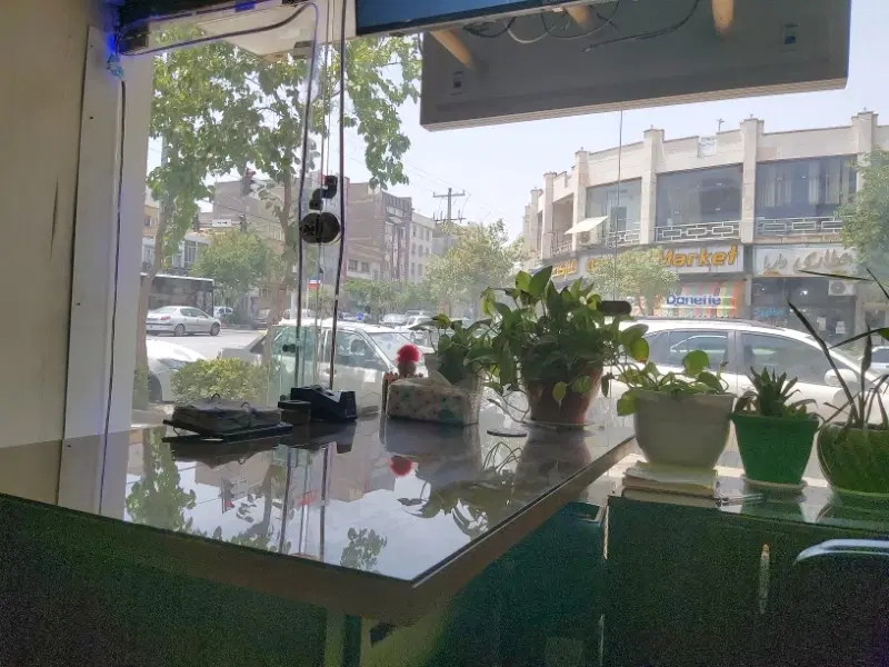 ۴۰مترمغازه درحاشیه بلوار شهرستانی۵ تخلیه نوساز فول