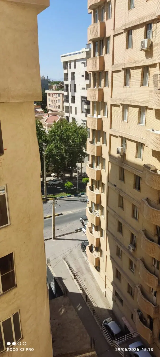 مجتمع مسکونی مرجان ۲،پذیرایی بزرگ ،تک خواب