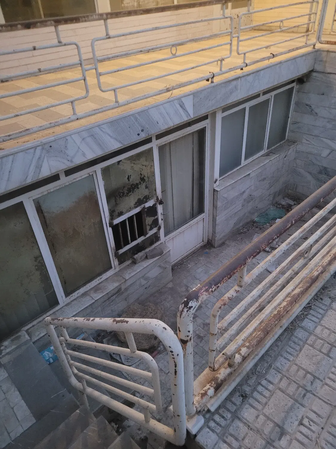 ملک مسکونی آماده واگذاری جهت انبار یا کارگاه