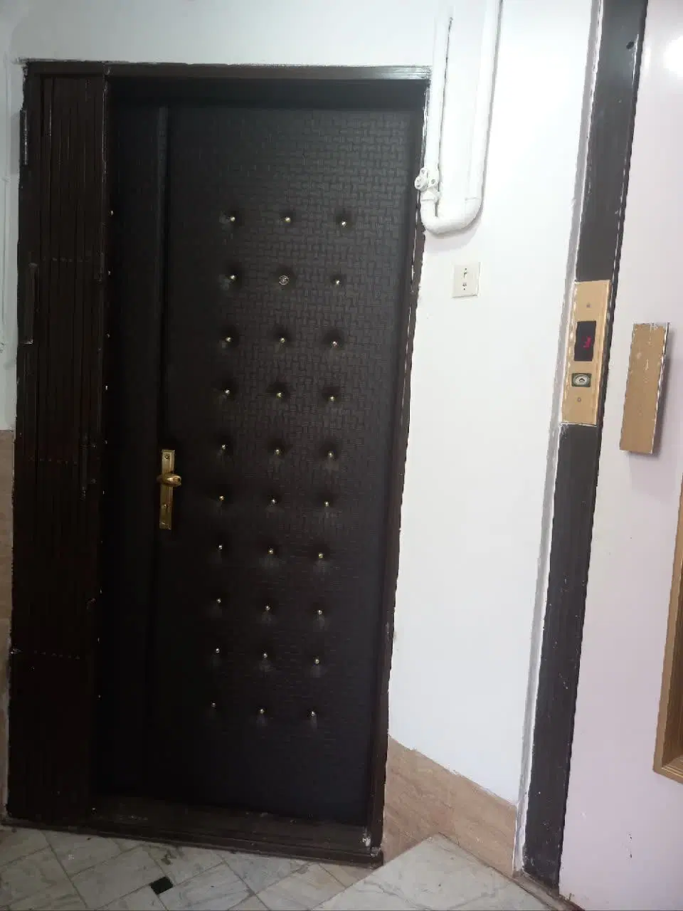 دفتر کار در زنبیل آباد