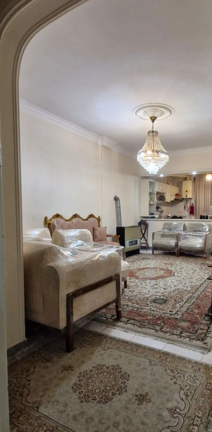 ۳۷ متر با پارکینگ_ خیابان خوش پایینتر از بوستان