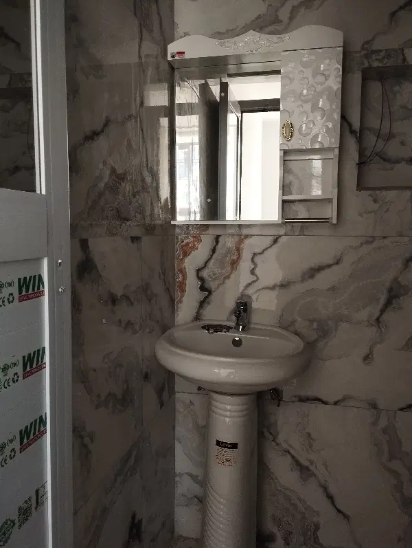 پارکینگ اشکان زمین شهری