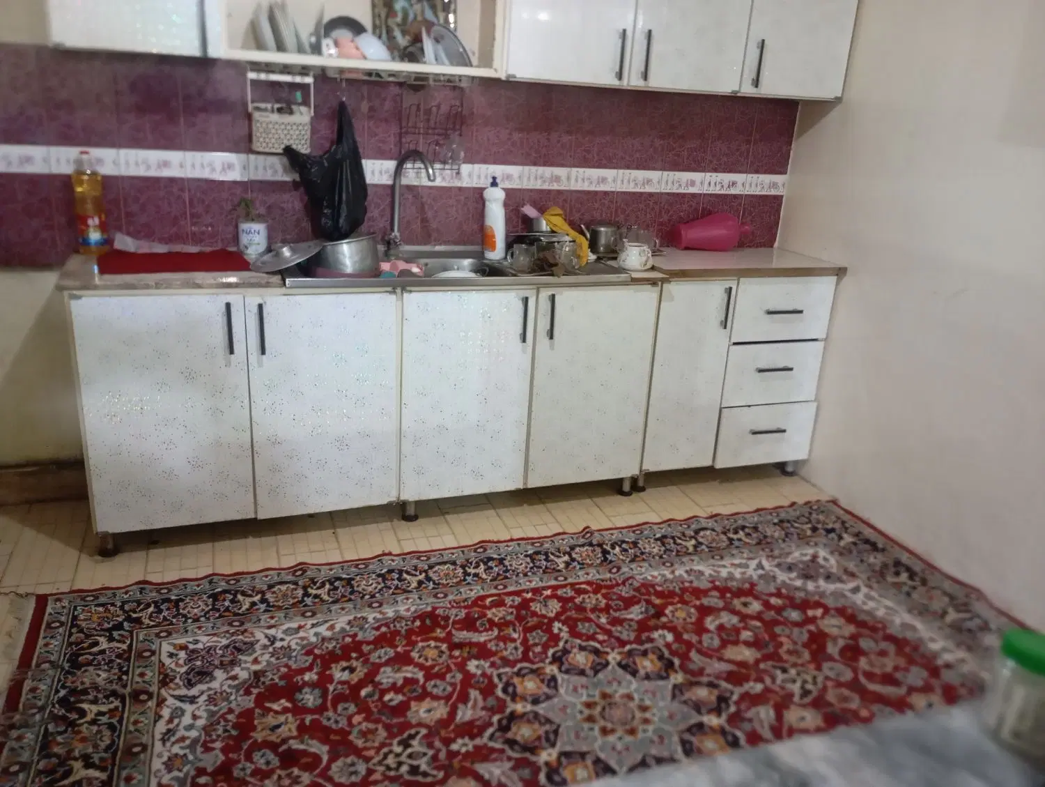 خانه 90متری تمیز مرتب یک خواب  طبقه همکف