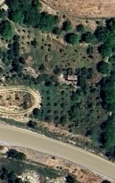 زمین باغ