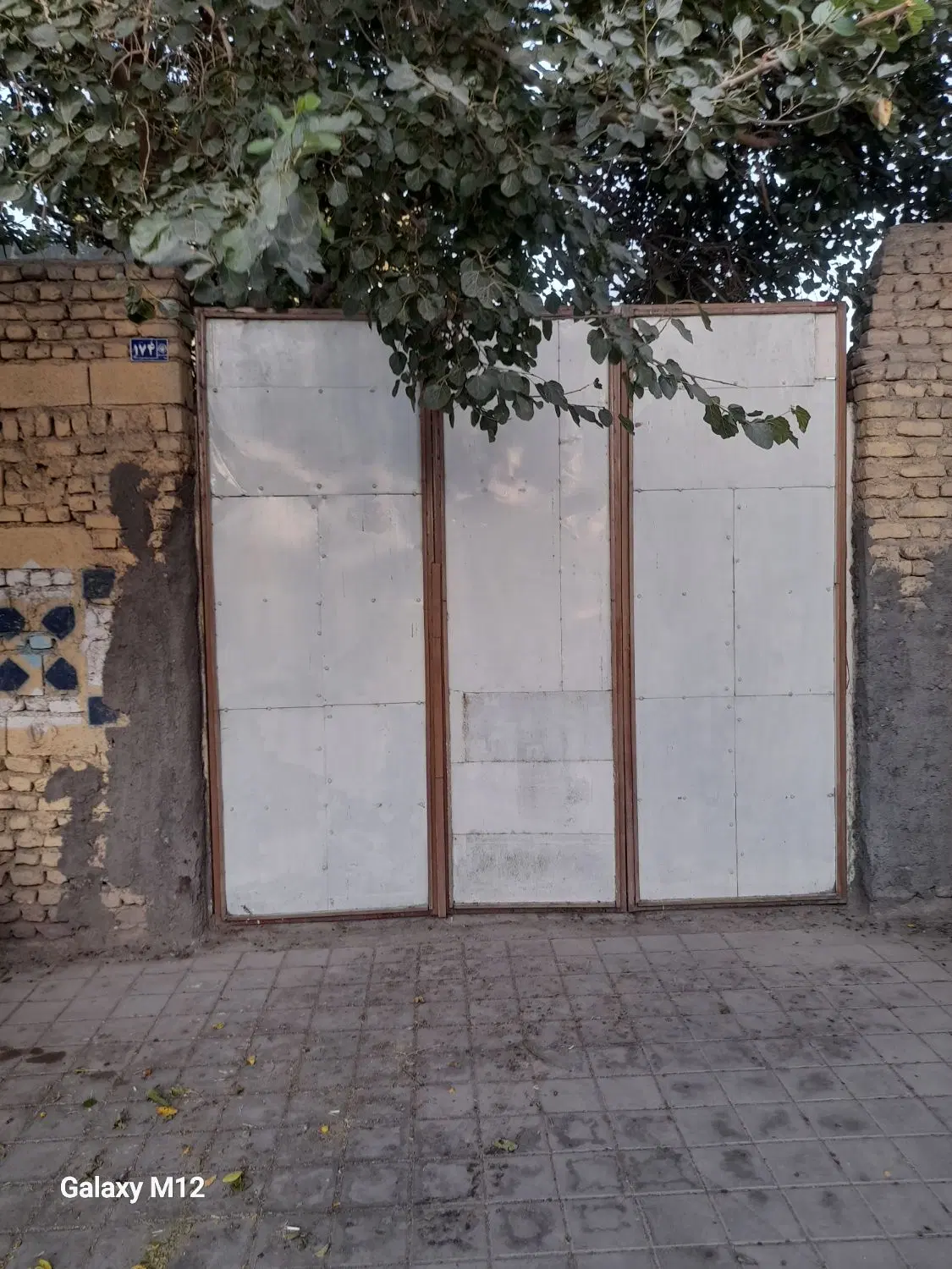 زمین فروشی حاشیه چراغچی بین۱۸و۲۰