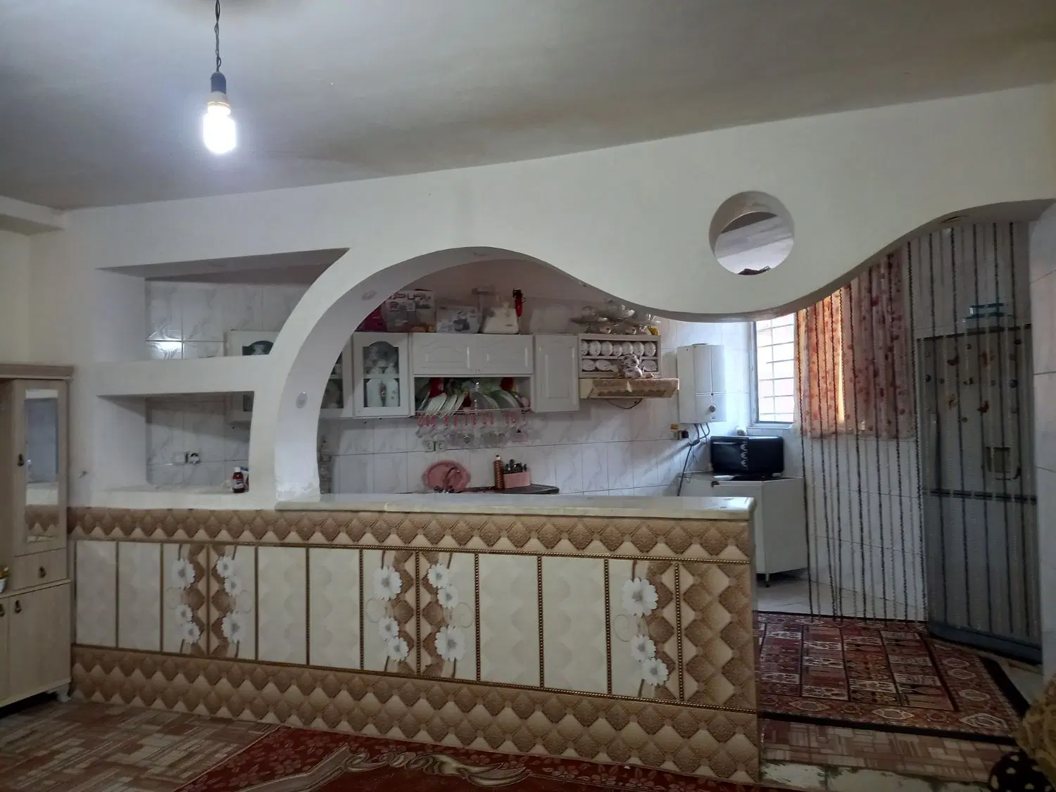 یک واحد آپارتمان طبقه اول واحد ۸ به قیمت استثنایی