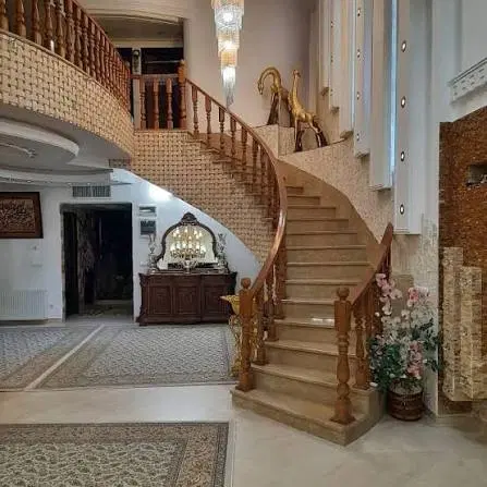 درخواست همخونه خانم