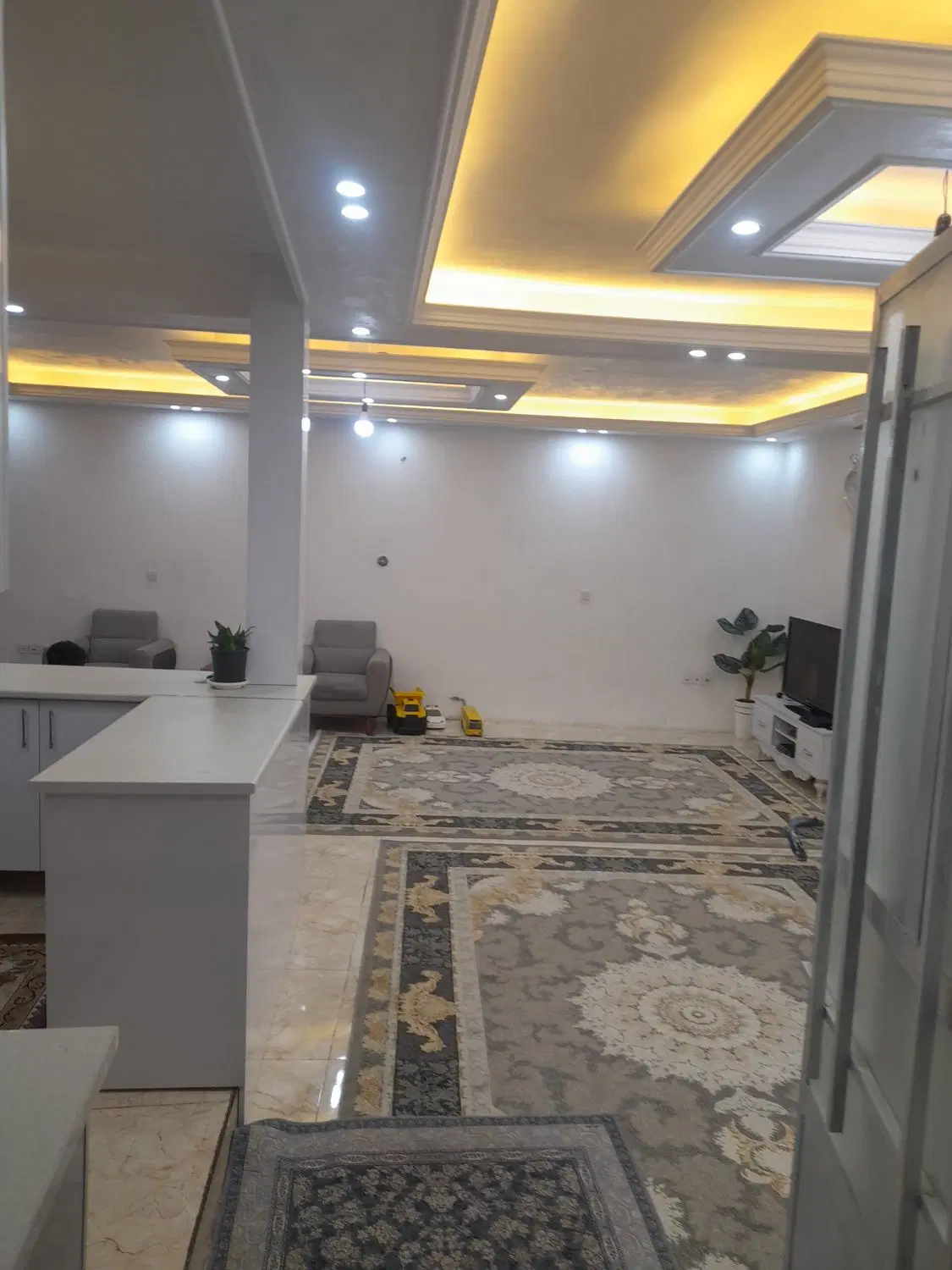 ۱۲۰ متر آپارتمان خوش نقشه