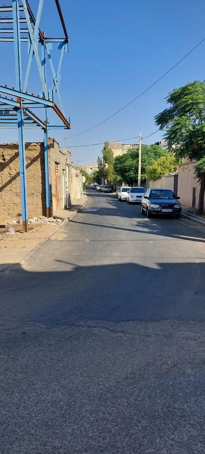ساختمان نیمه ساز