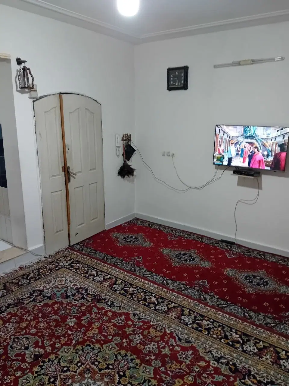 آپارتمان ۶۰ متری در کشاورز ۵