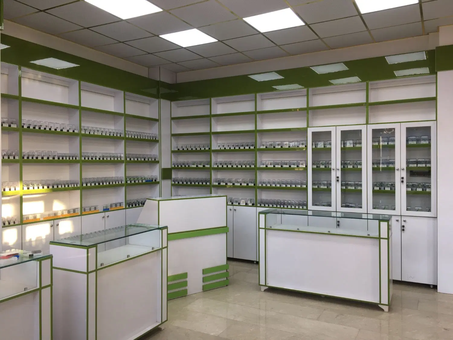 اجاره مغازه بر خیابان ۲۴ شهرک صنعتی