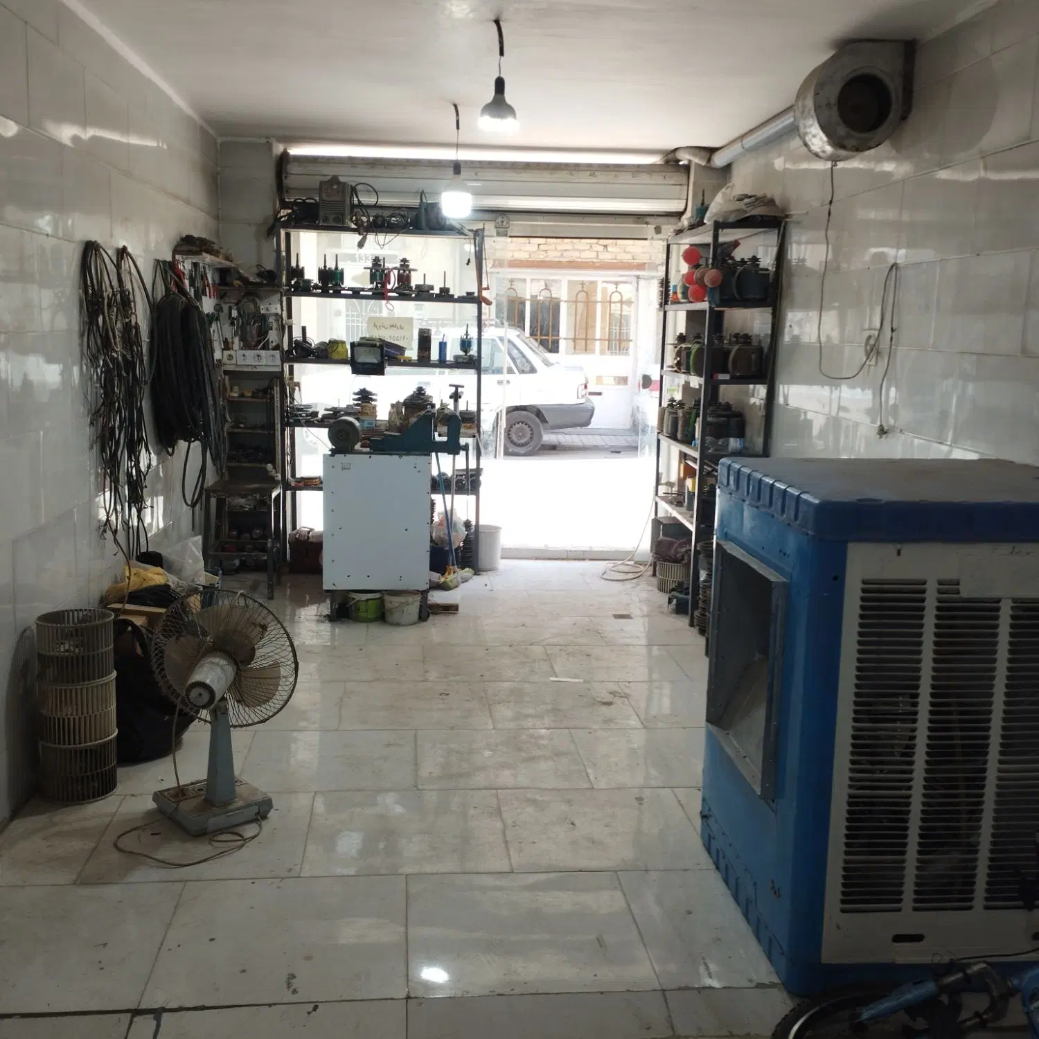 مقازه 30متری