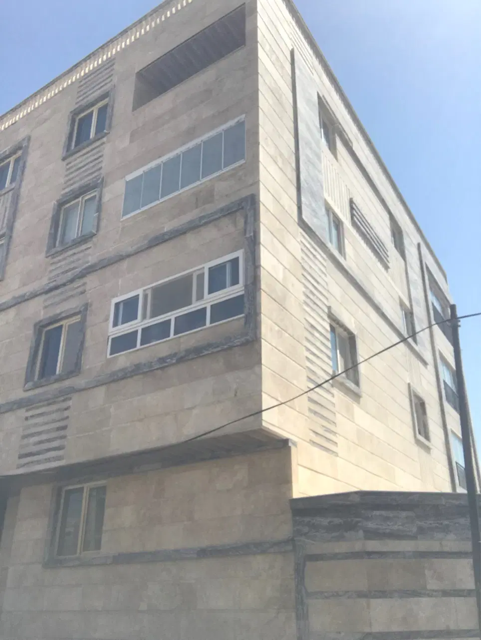 فروش تکواحدی انتهای ۲۰باقری بزین