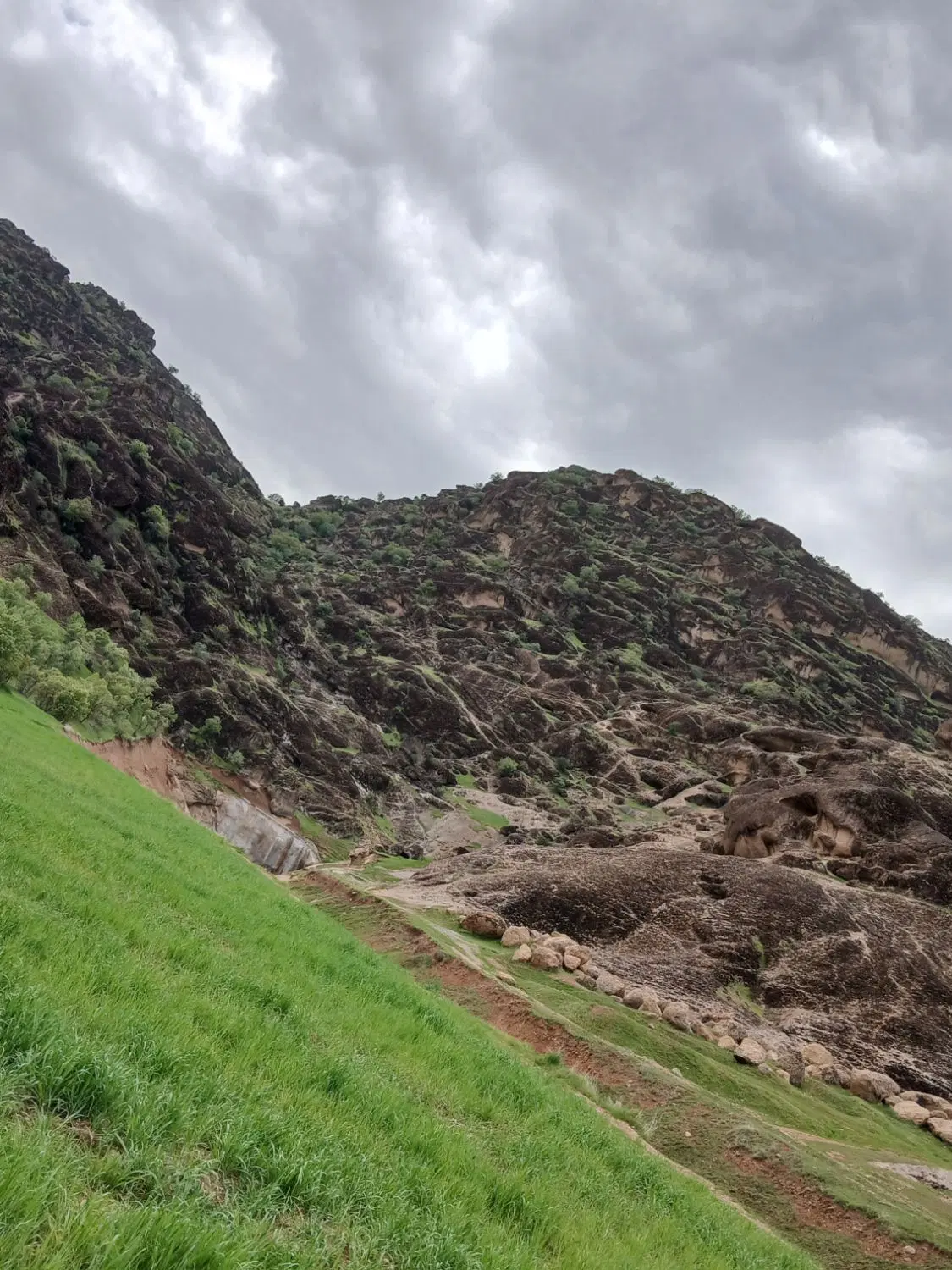 زمین مسکونی در قلعه سنگی