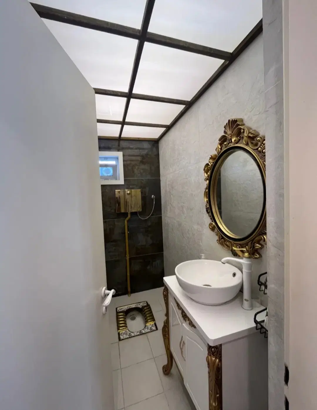 عمارت استخر دار ۵۰۰ متری با مبلغ کل ۱۸ میلیارد