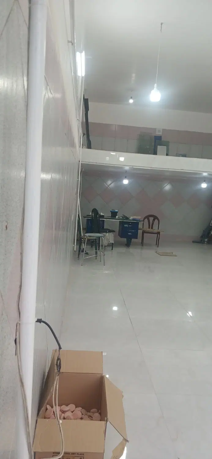 اجاره مغازه ۷۸ متری خ مطهری بین ۱ و ۳