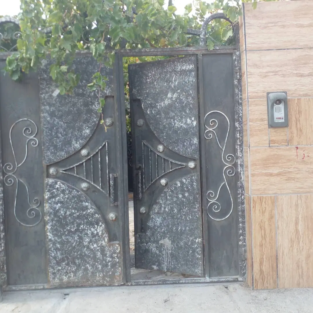 خونه ویلایی به فروش میرسد