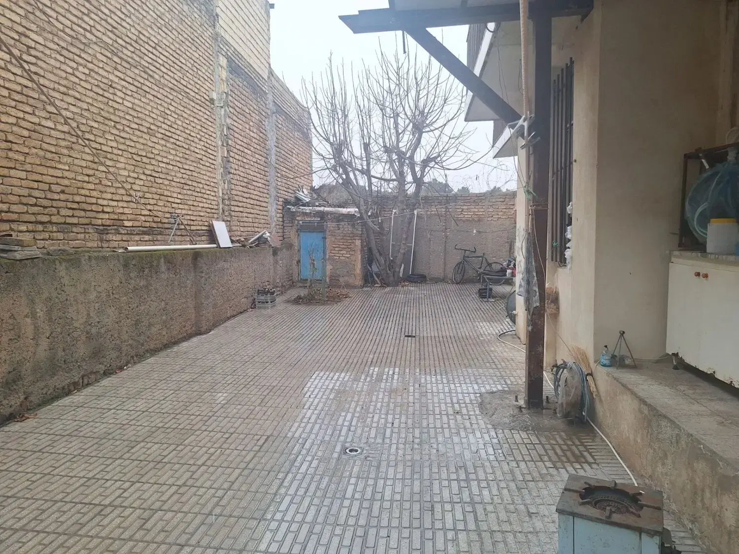 خانه دوطبقه حافظیه