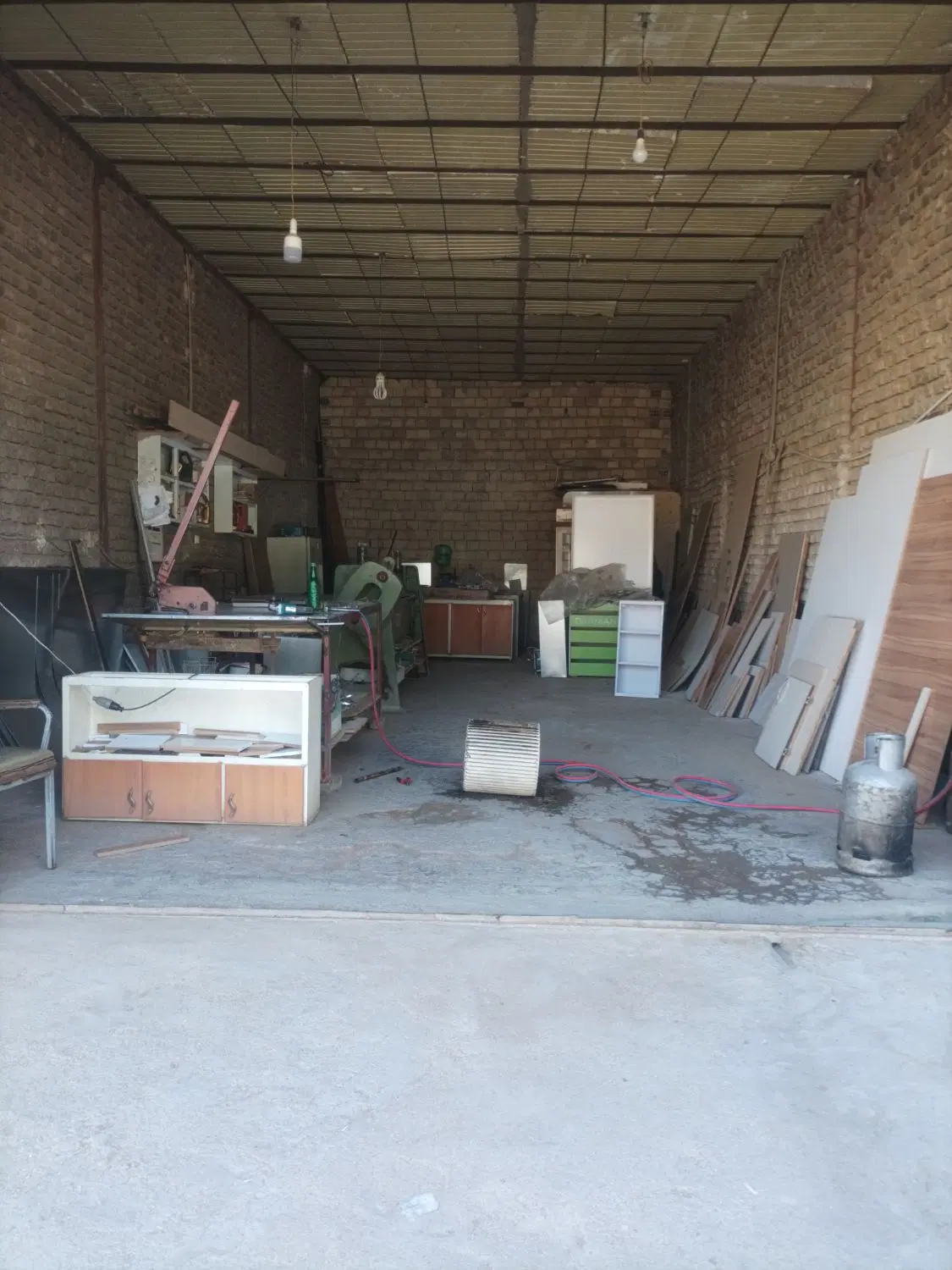 مغازه گلدشت شرقی خیابون باباطاهر