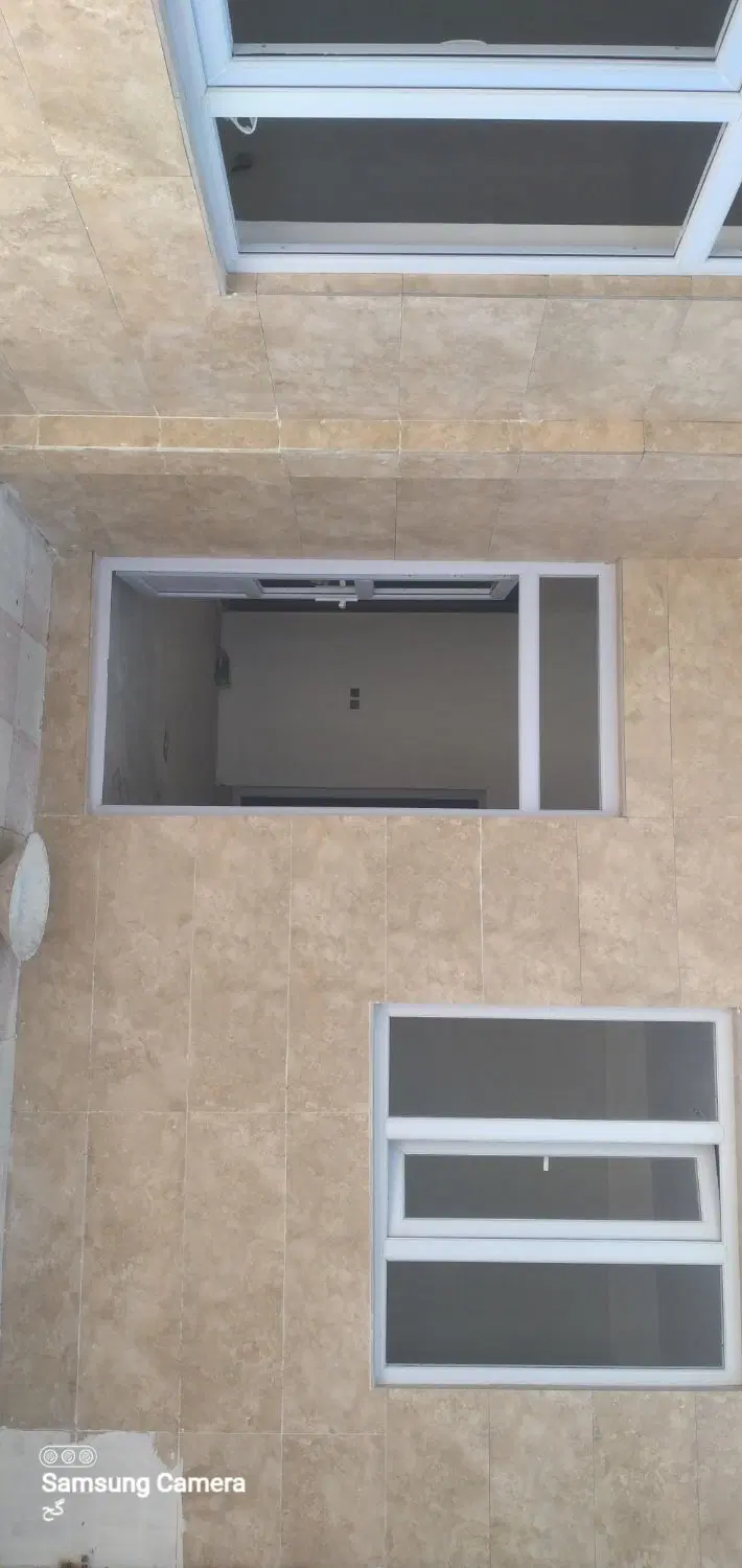 حیاط در باغ معرف ۱۱۰ متر