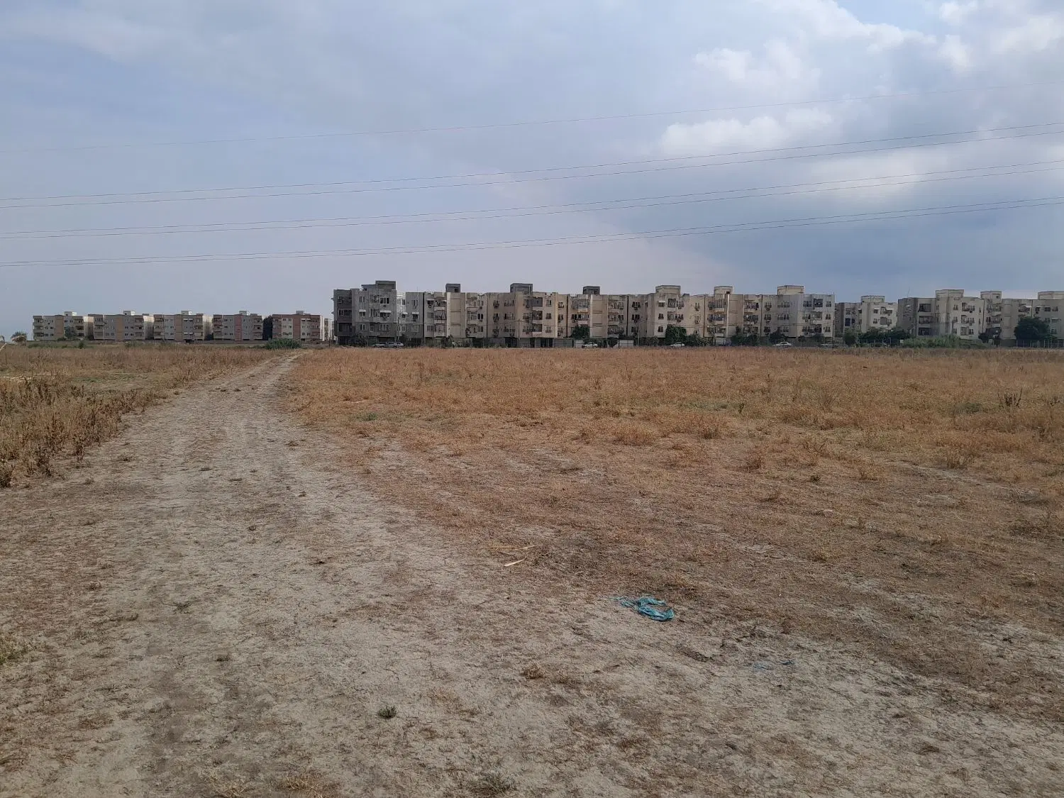 فروش زمین دهکده بانوان