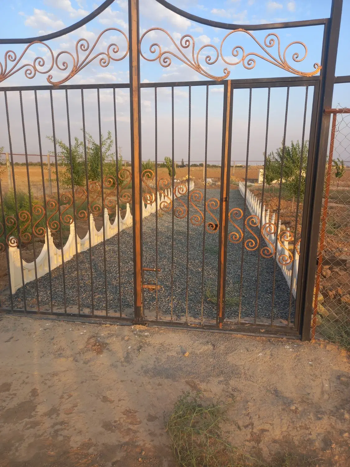 باغ جاده راهزان
