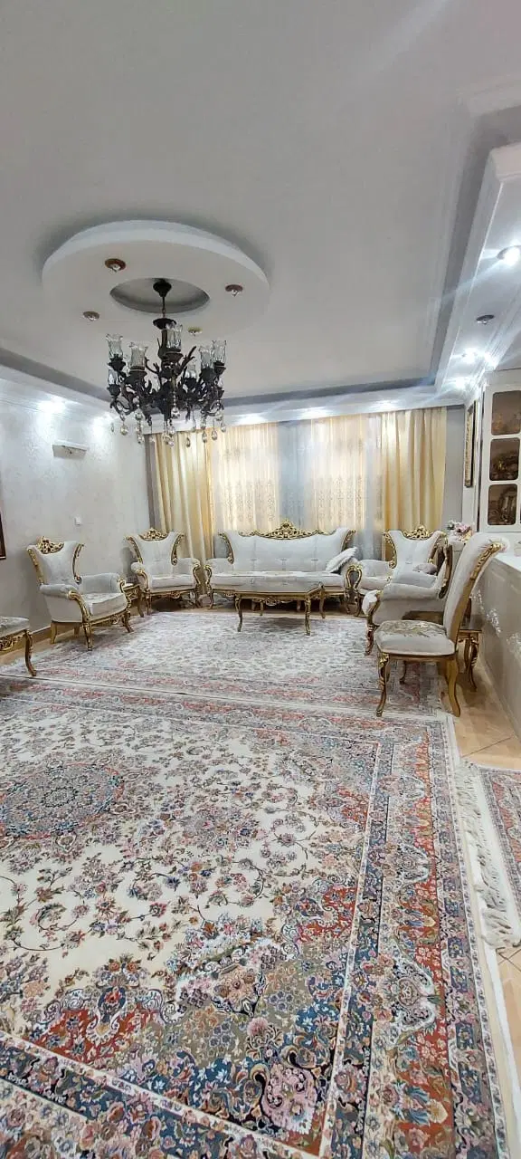 آپارتمان ۹۷متری مجتمع نگین ری