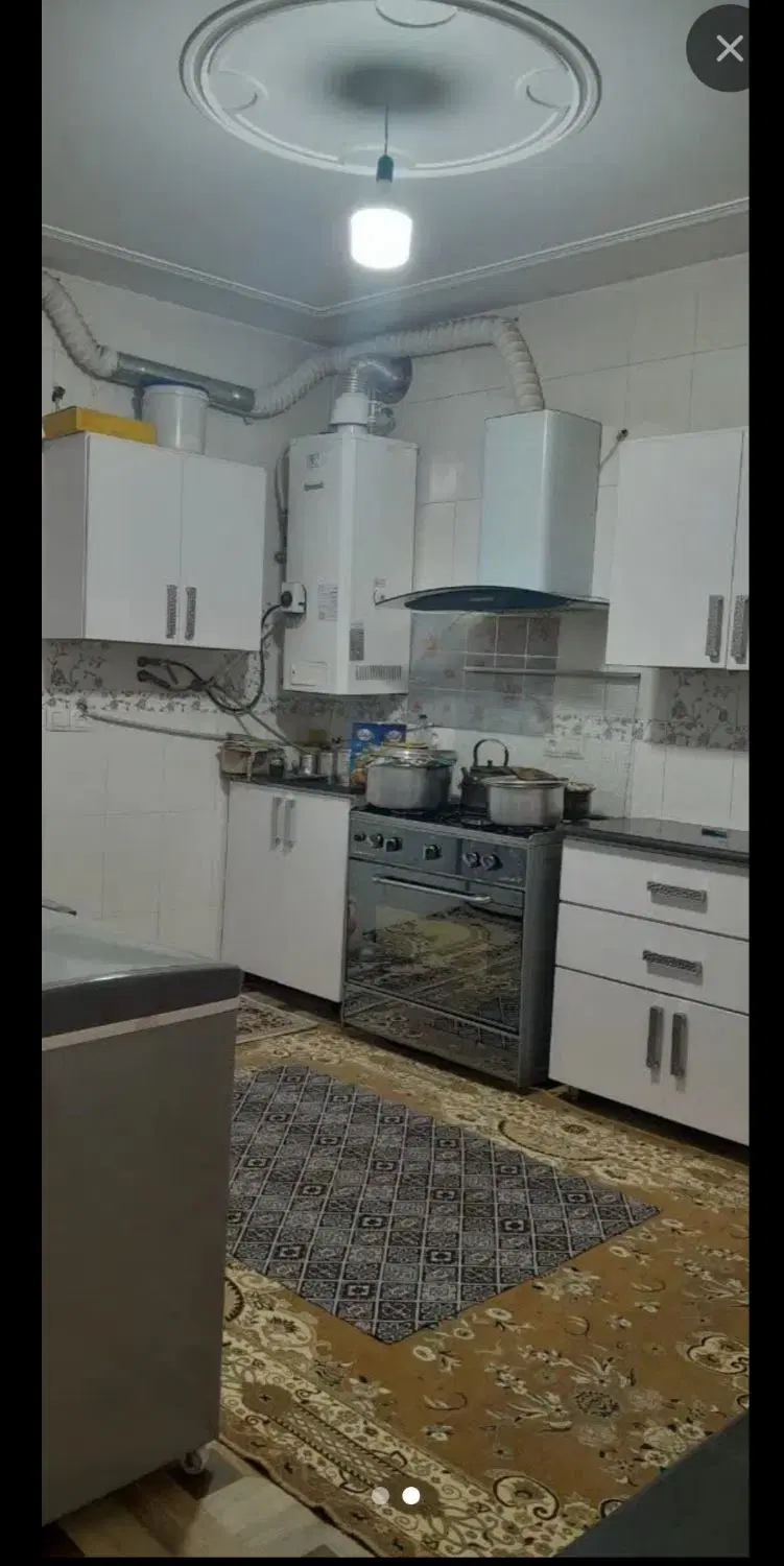 فروش خانه ،  در عبرت