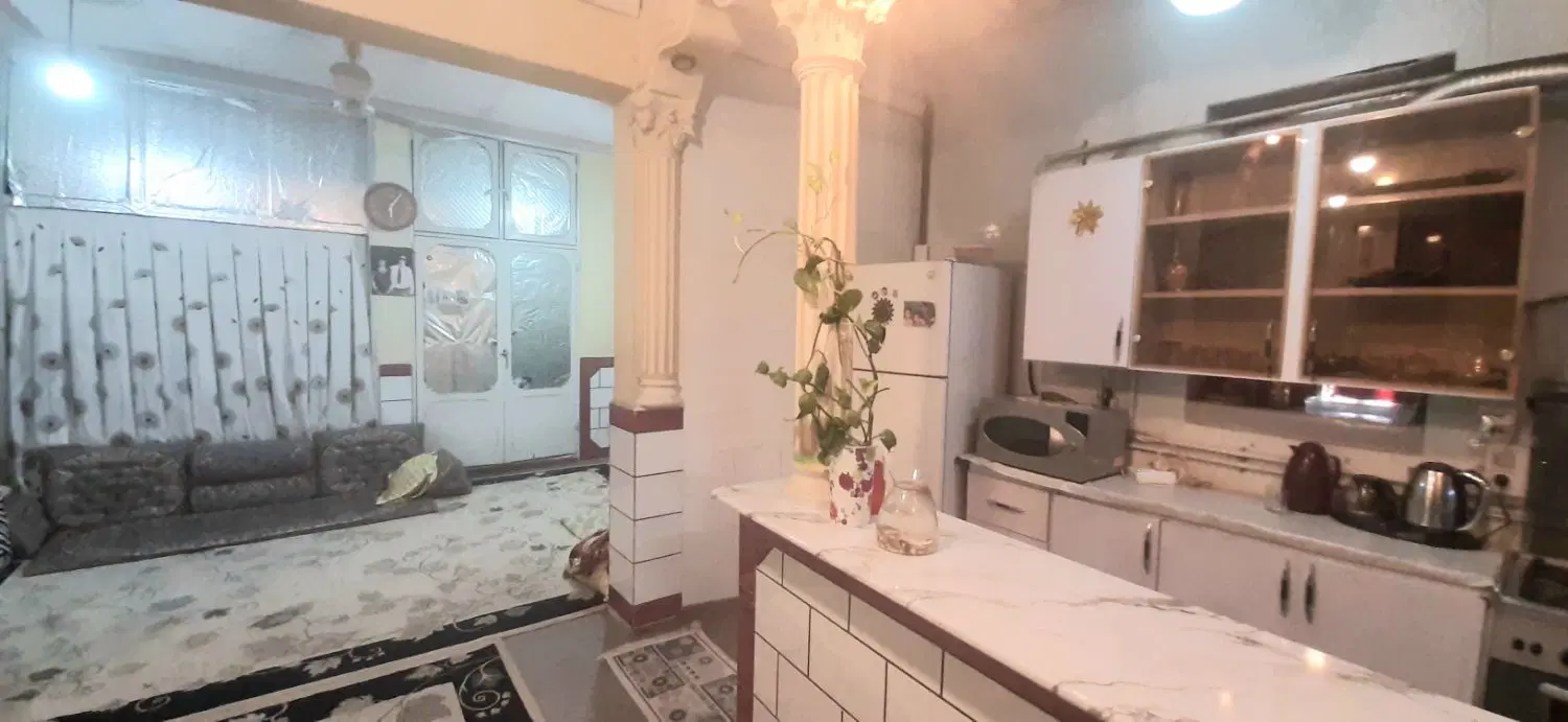 خانه مرکز شهر خ شهید روشنی