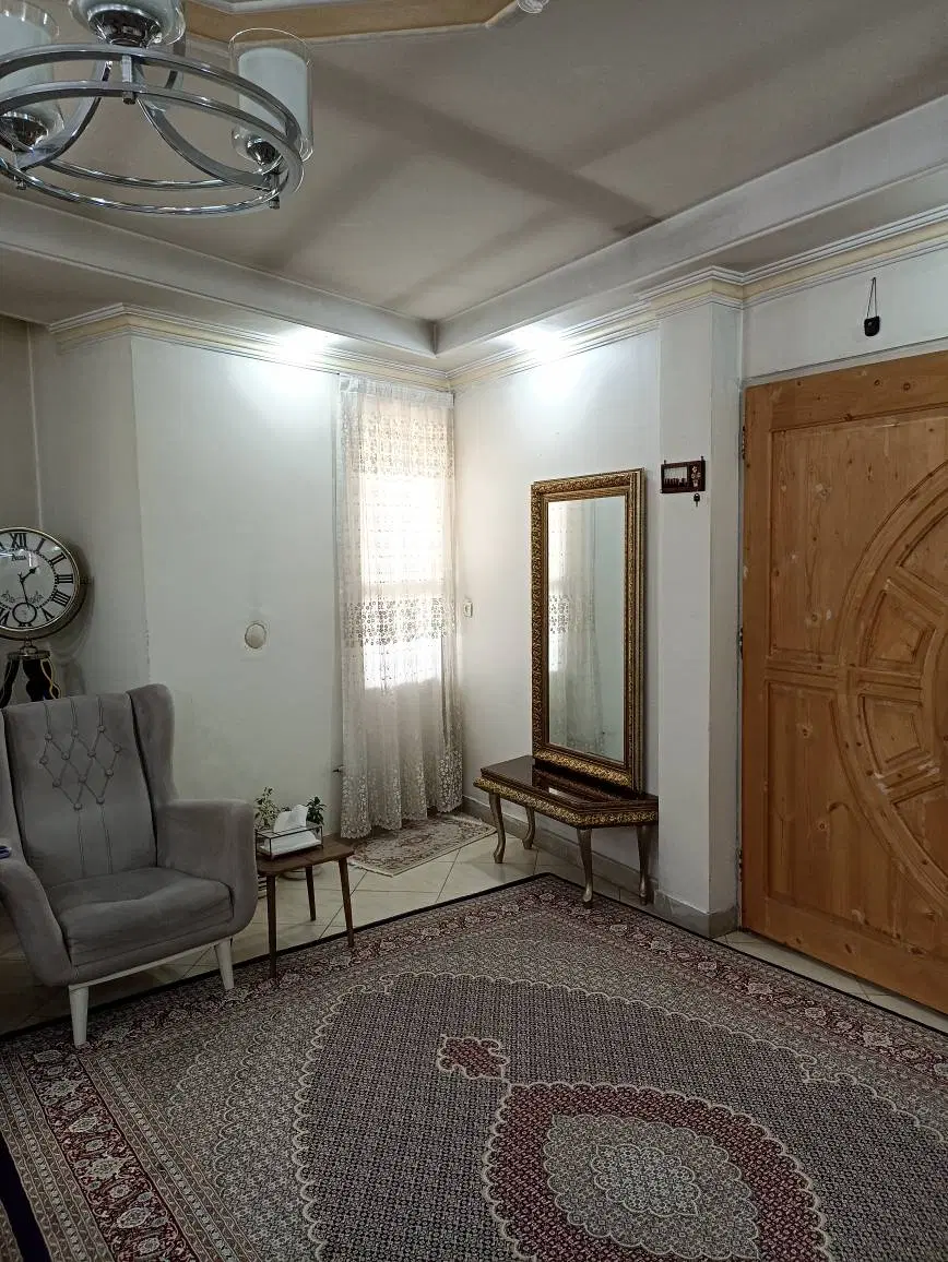 اپارتمان ۷۰متری در خیابان بهمنیار