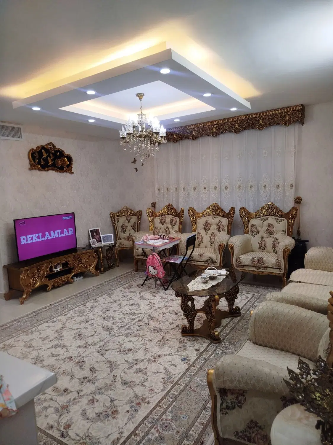 واحد فول .امکانات کامل.