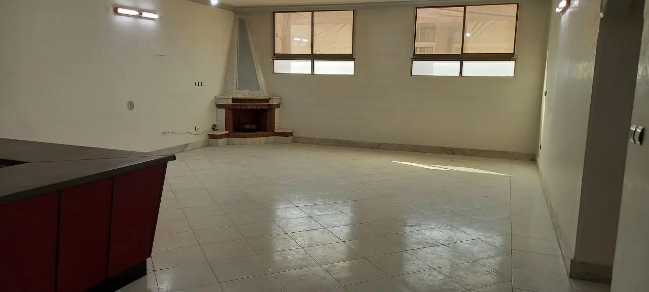 آپارتمان ۱۱۳ متری خیابان گلستان