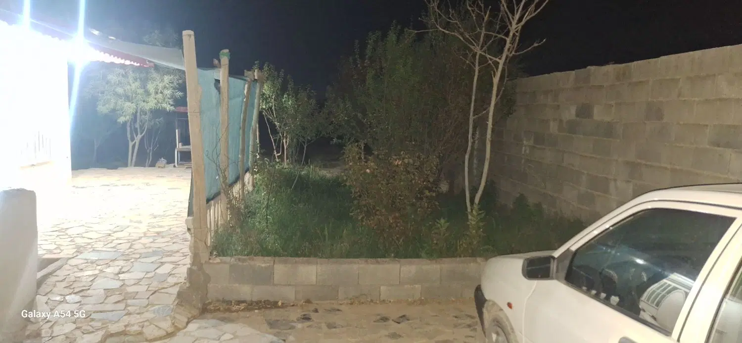 باغ ۷۰۰ متری قهجاورستان