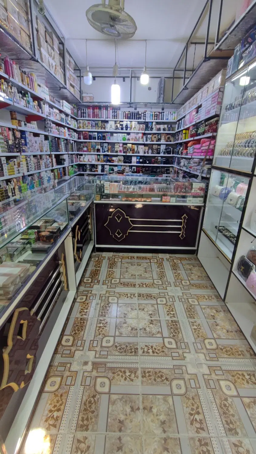 فروش مغازه لوازم آرایشی