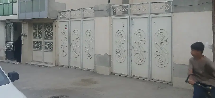 خانه توس 177