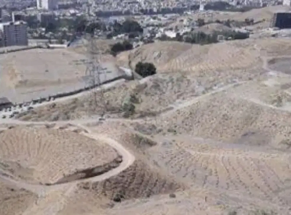 زمین ۳۰۰ متری سند تک برگ